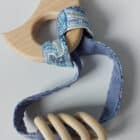 mordedor azul madera